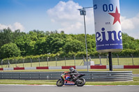 donington-no-limits-trackday;donington-park-photographs;donington-trackday-photographs;no-limits-trackdays;peter-wileman-photography;trackday-digital-images;trackday-photos